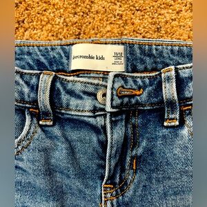NWOT Abercrombie Kids mid rise flare jeans 11/12 long